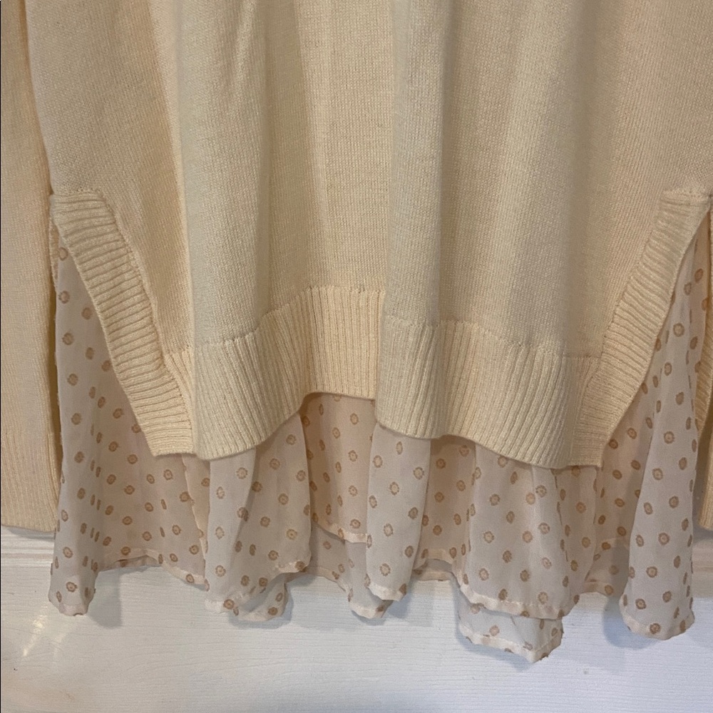 Ann Taylor Cream Knit Sweater - Picture 4 of 7